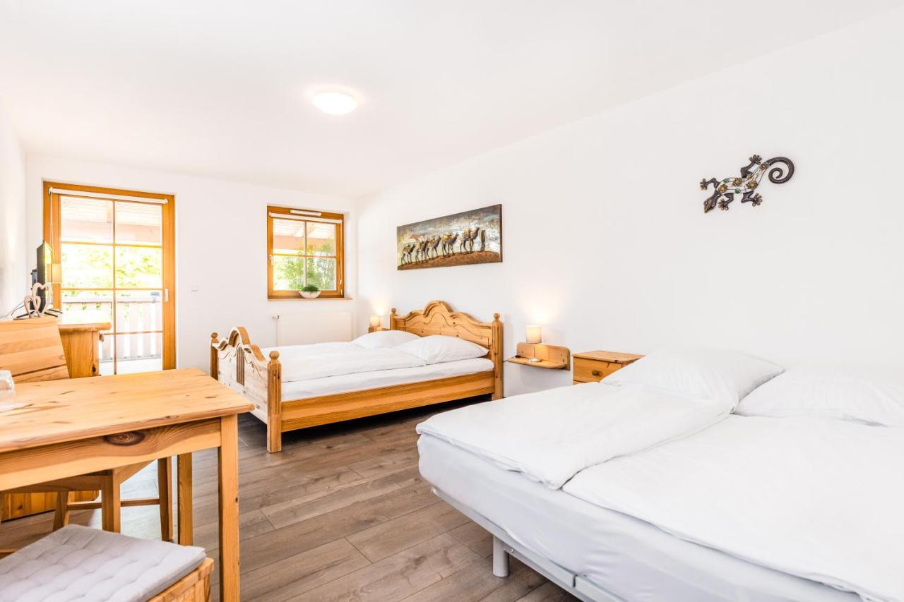 Der Bradler Bed and Breakfast Ebhausen Esterno foto