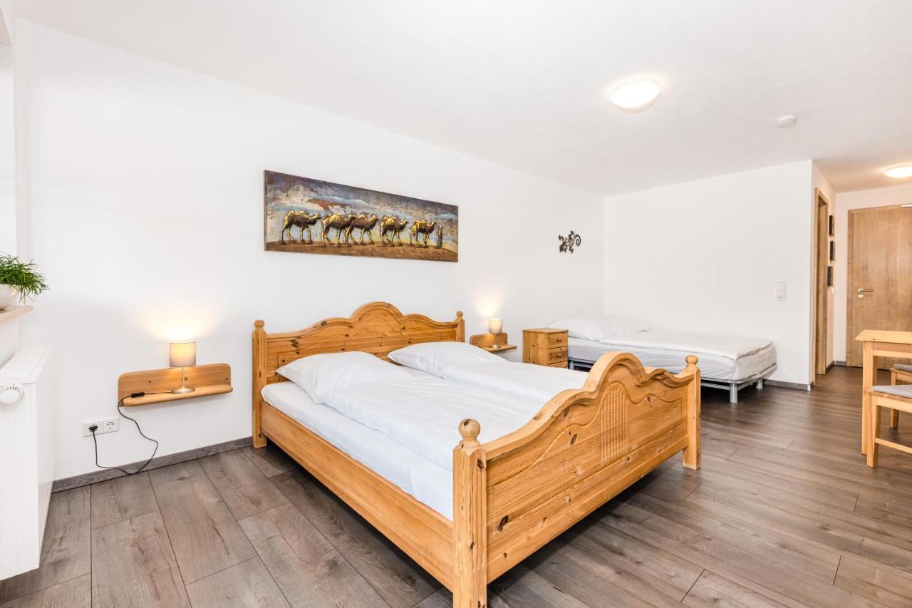 Der Bradler Bed and Breakfast Ebhausen Esterno foto