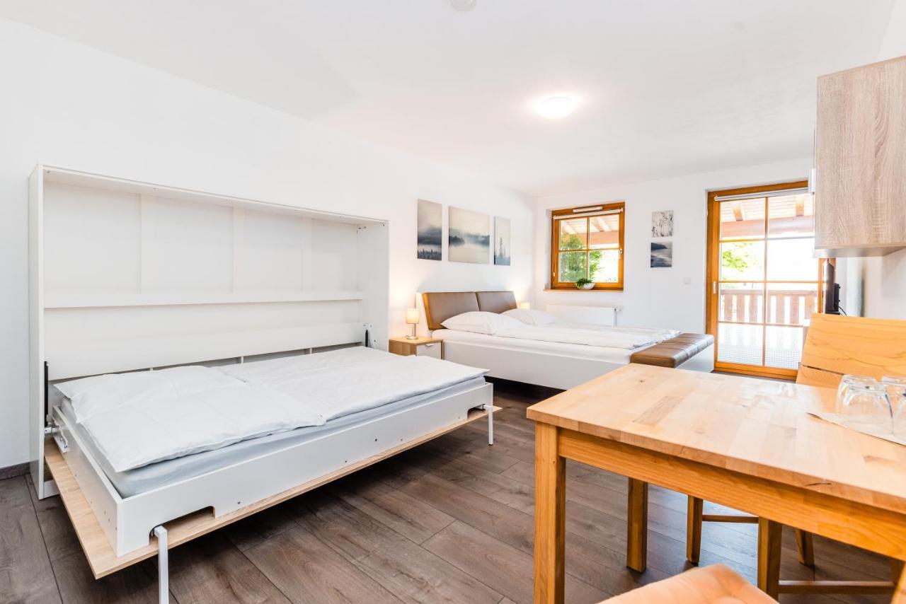 Der Bradler Bed and Breakfast Ebhausen Esterno foto