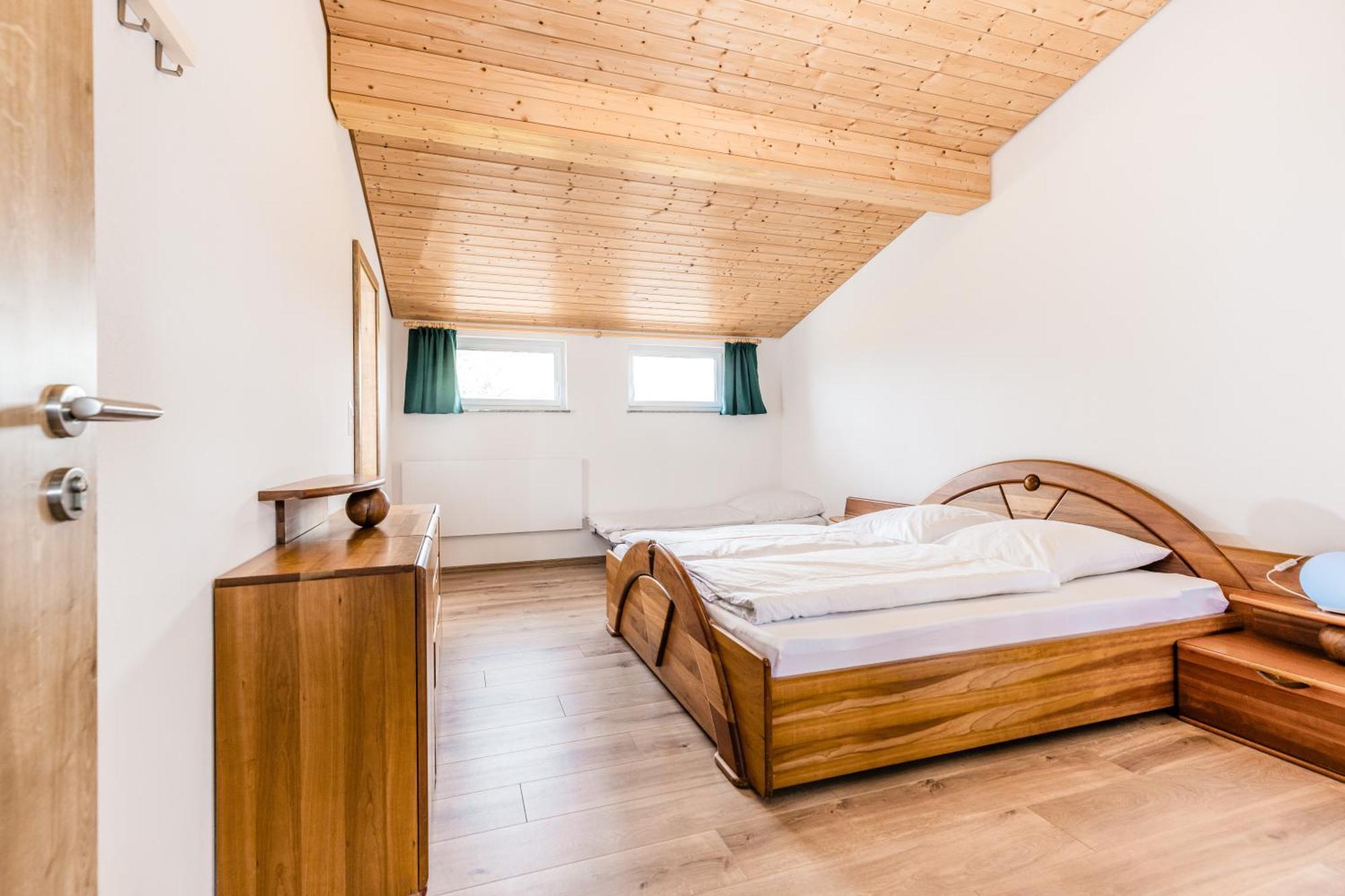 Der Bradler Bed and Breakfast Ebhausen Esterno foto